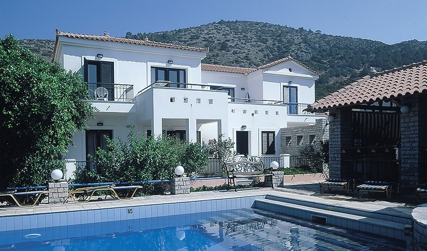Posidonio Bay