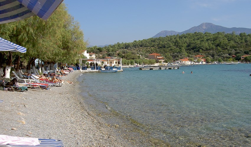 Posidonio Bay