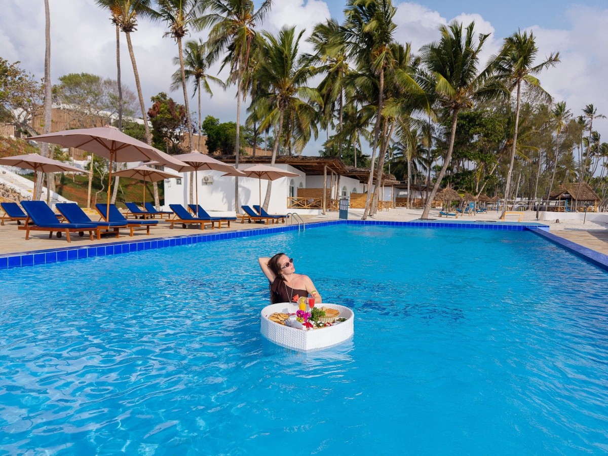 Royal Mandarin Hotel & Resort ( Ex Coral Reef)