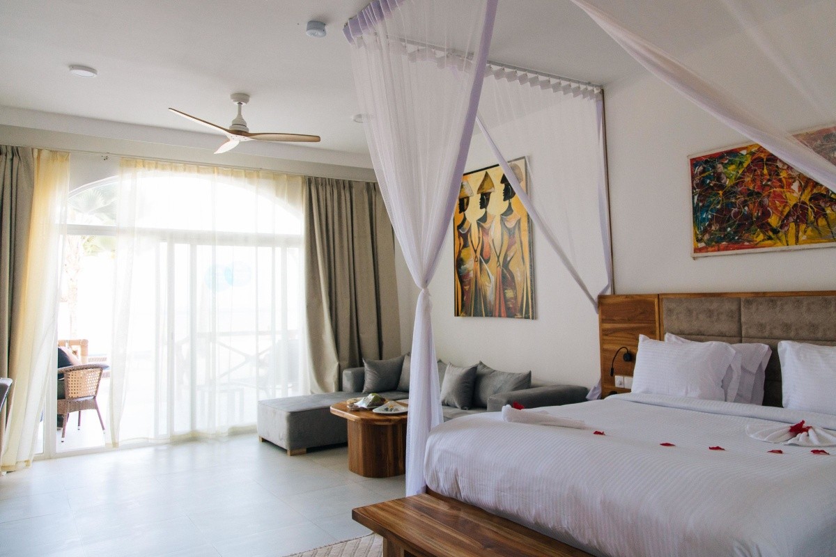 Royal Mandarin Hotel & Resort ( Ex Coral Reef)