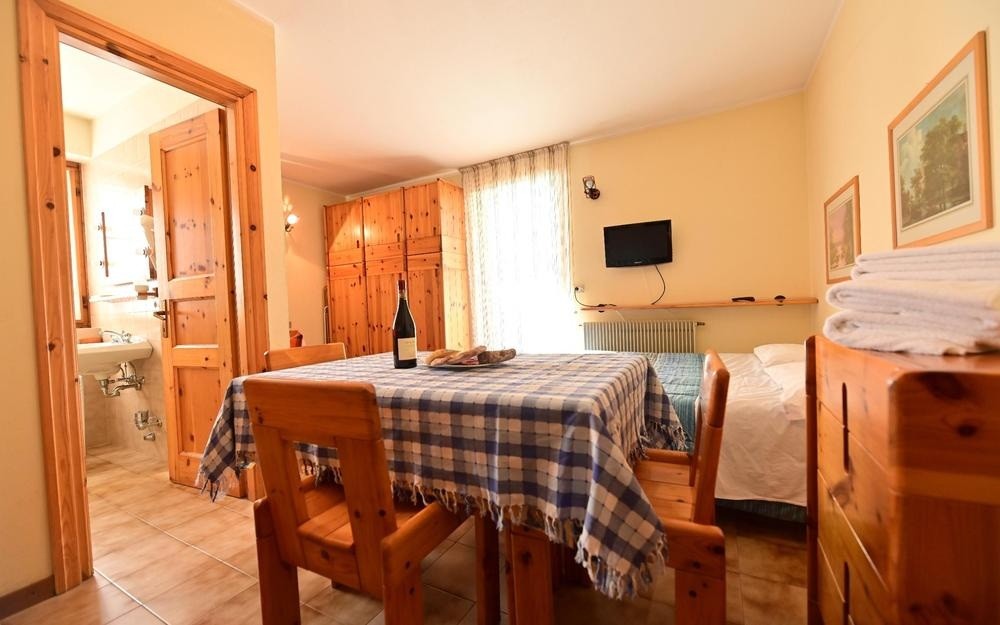 Appartamenti Casa Raethia (Valdidentro)