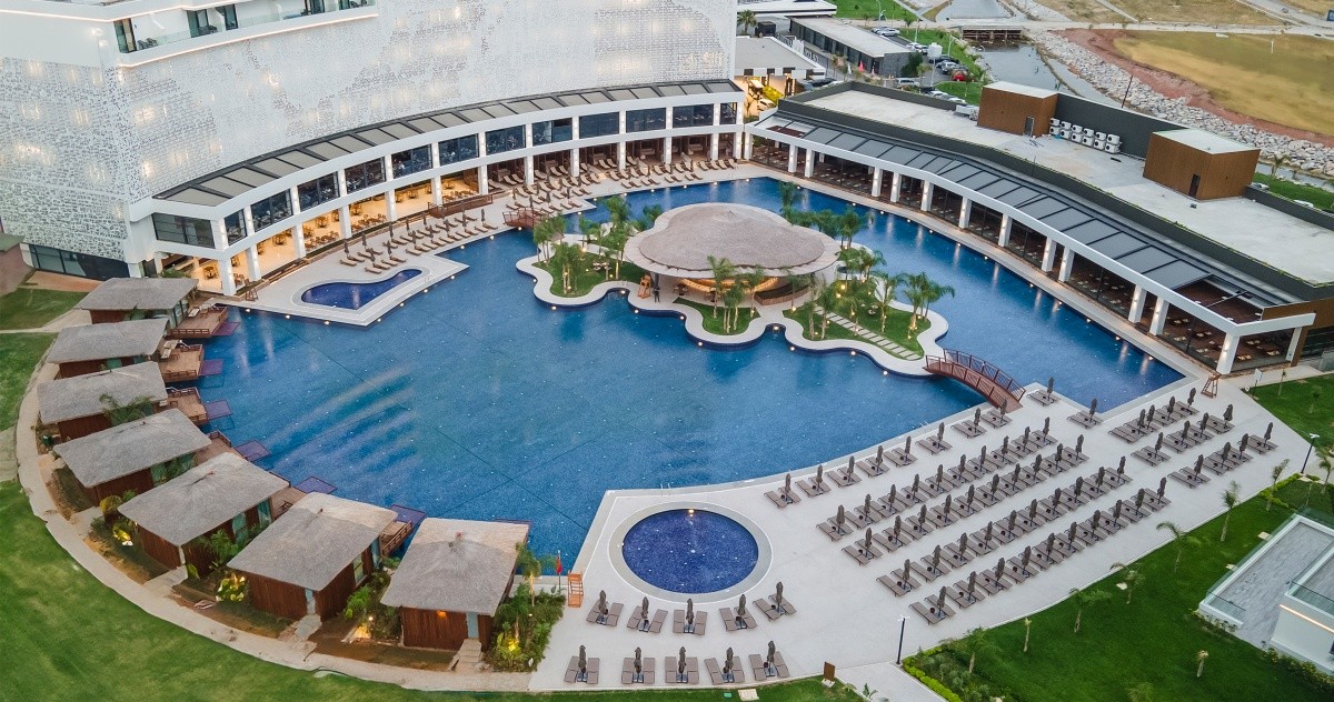 Grand Sapphire Resort
