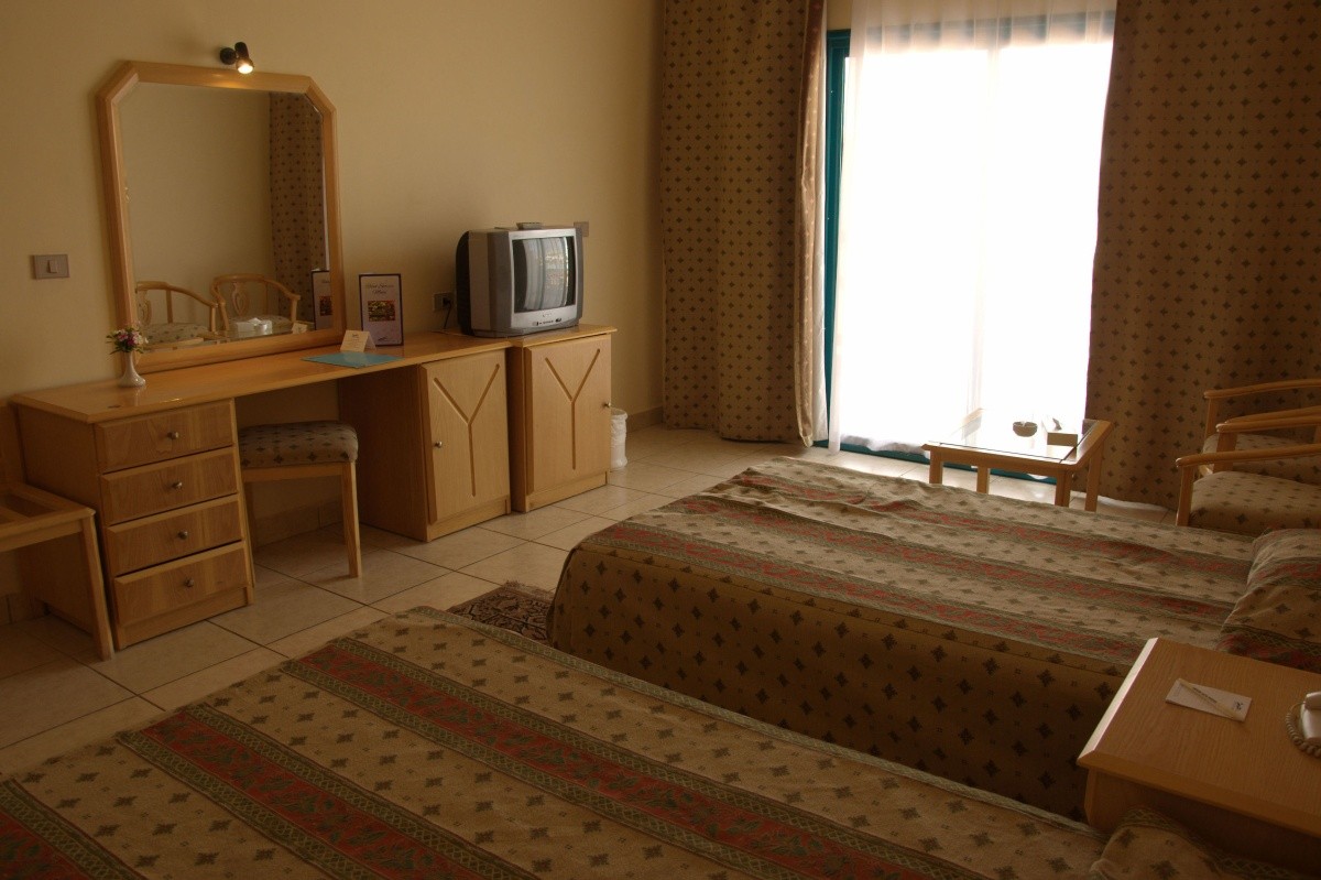 Sharm Cliff Resort