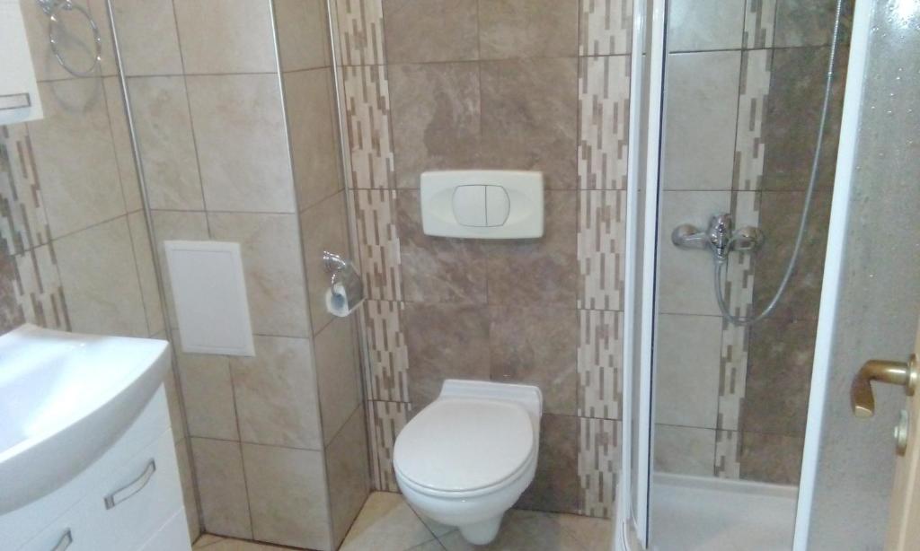 Bravo 5 Holiday Apartments