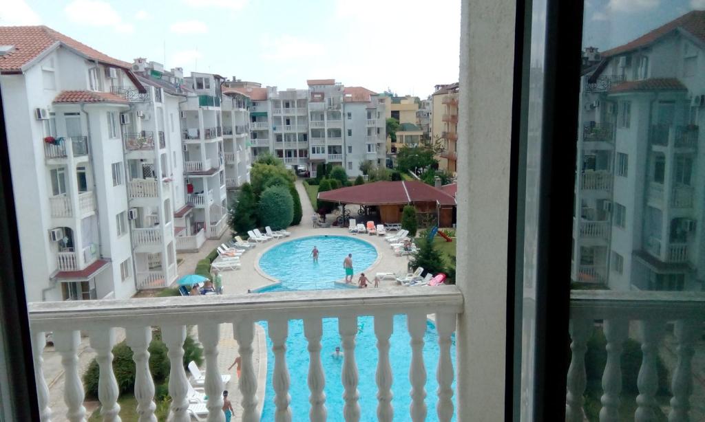 Bravo 5 Holiday Apartments