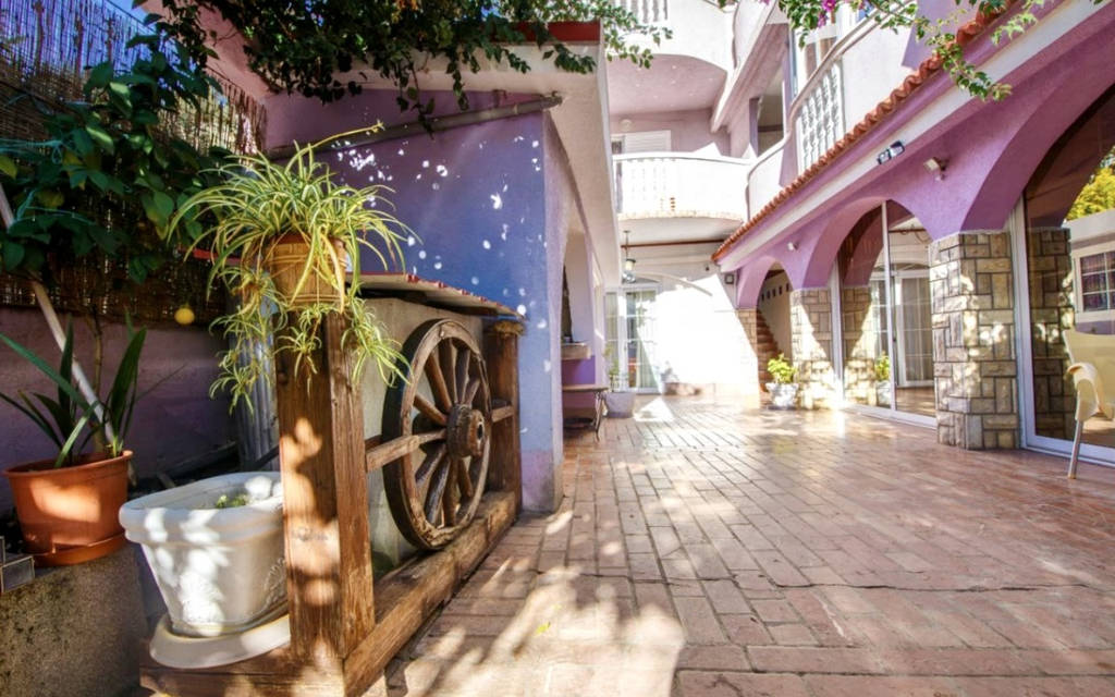 Guest House Violet