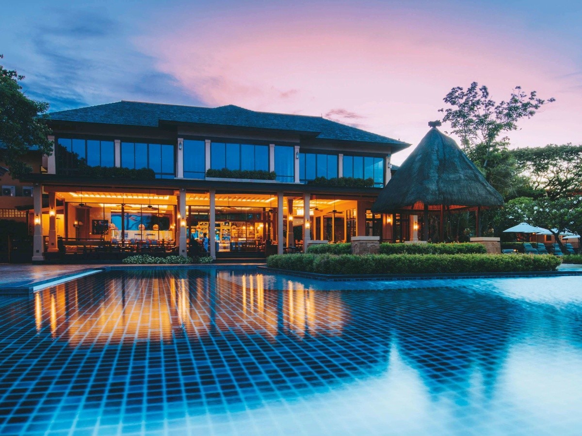 Mövenpick Asara Resort