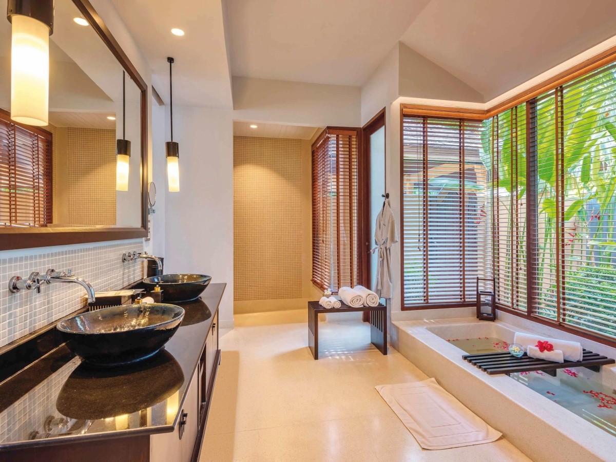 Mövenpick Asara Resort