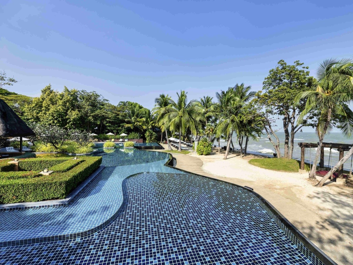 Mövenpick Asara Resort