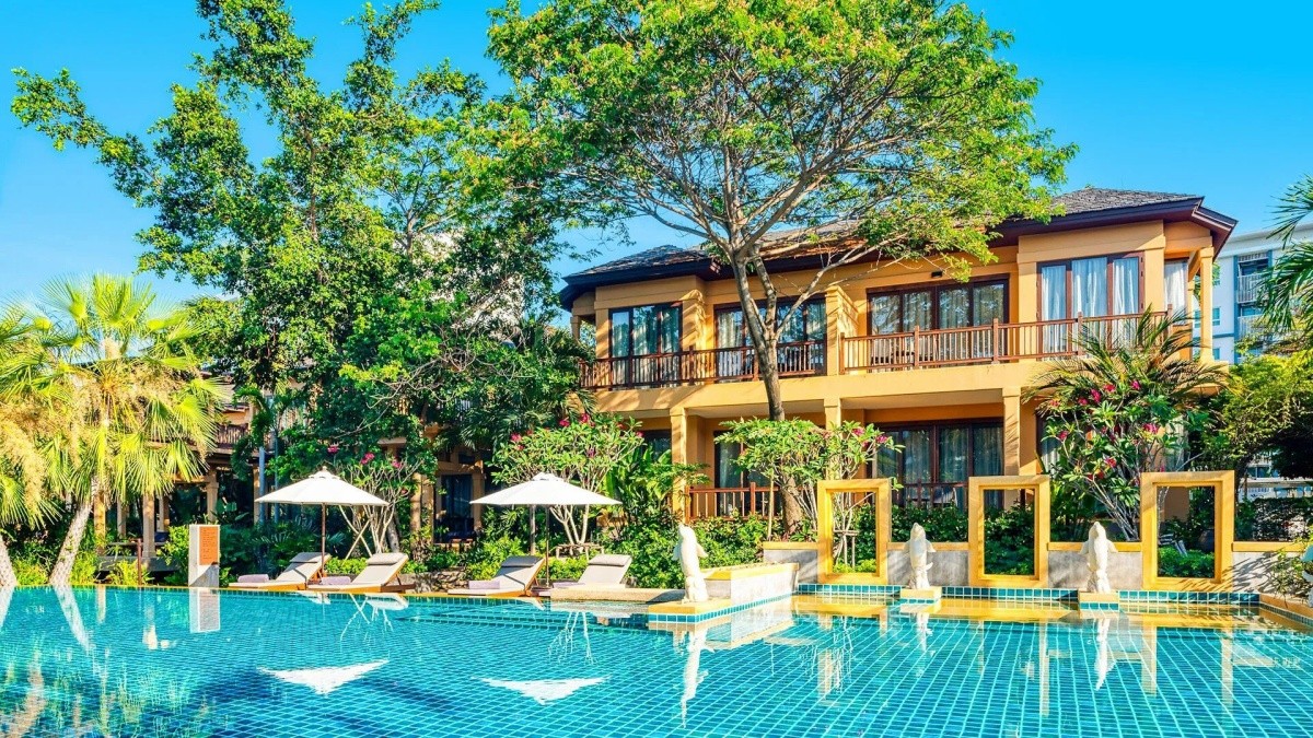 Mövenpick Asara Resort