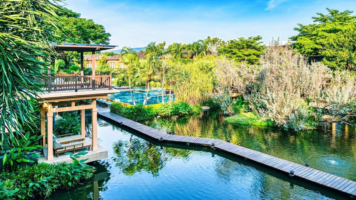Mövenpick Asara Resort