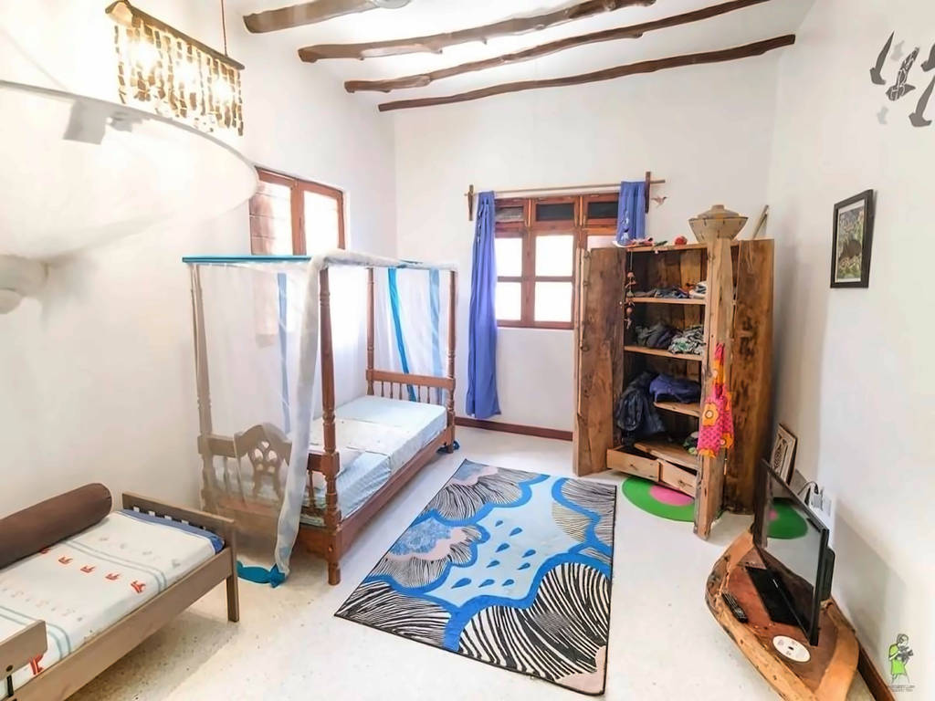 Mr. Kahawa Villa