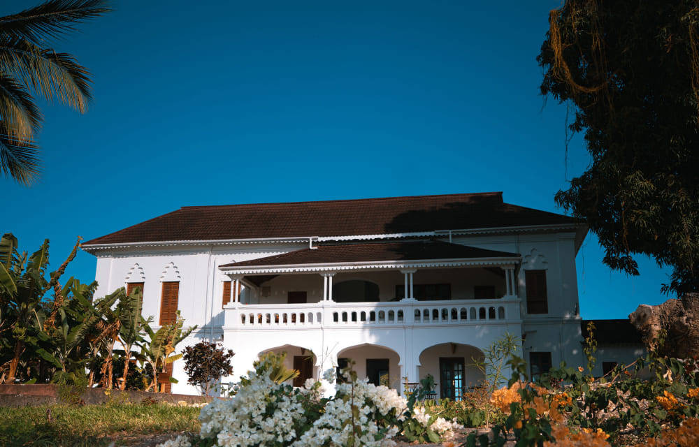 The Manor House By Sansi
