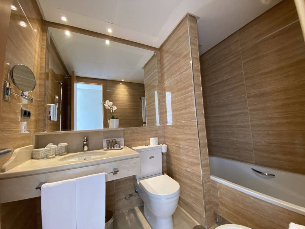 Artplatinum Suites & Apartments
