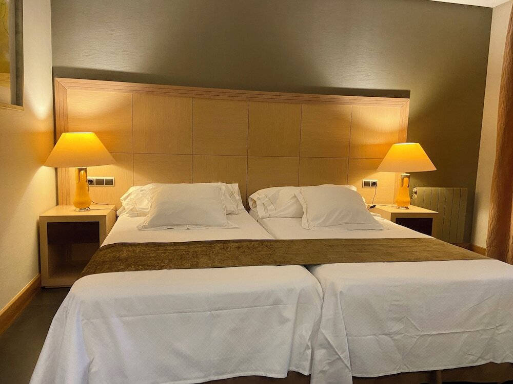 ArtPlatinum Suites & Apartments