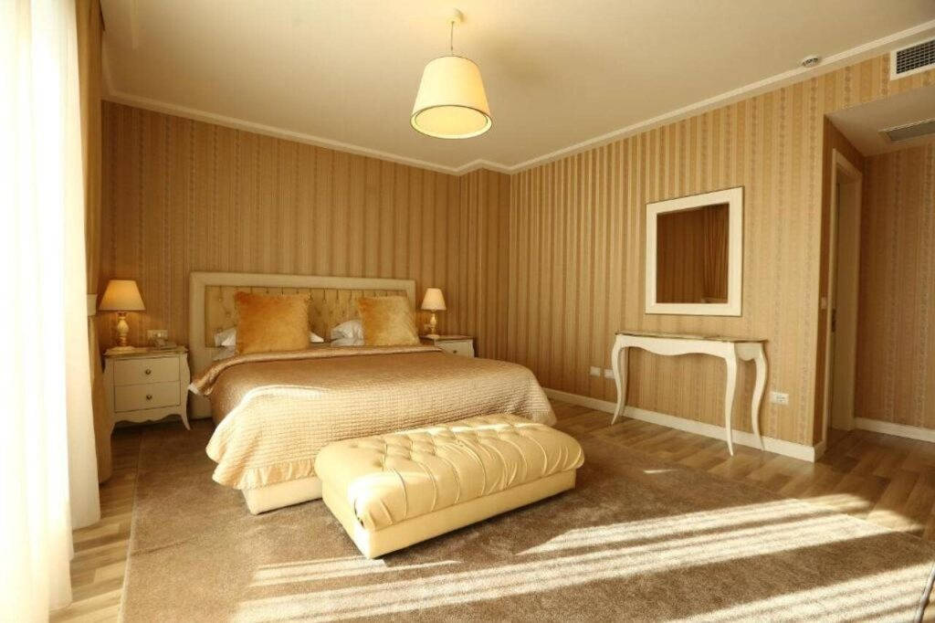 Palace & Spa