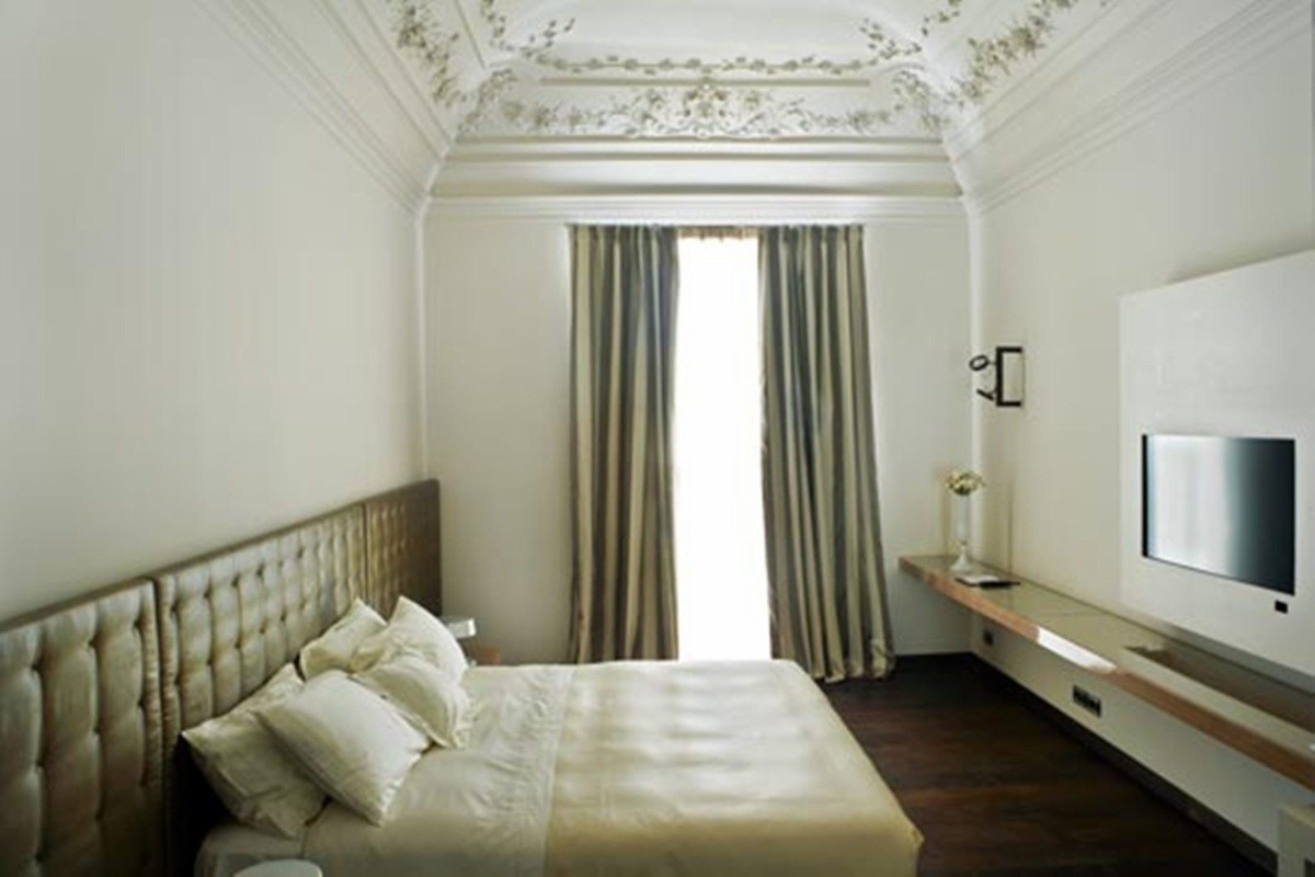 Romano House