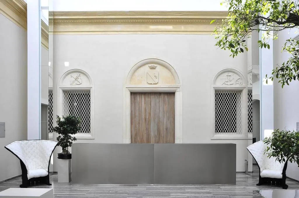Romano House
