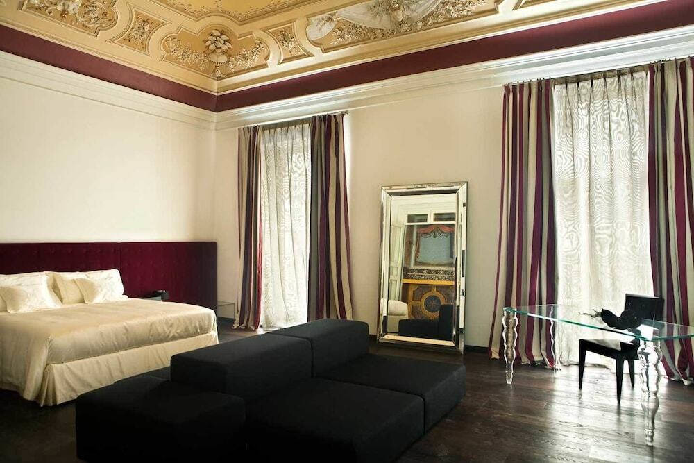 Romano House