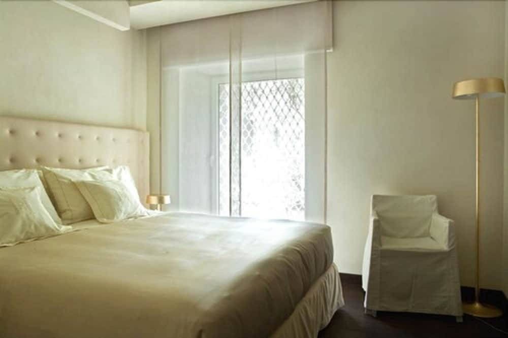 Romano House