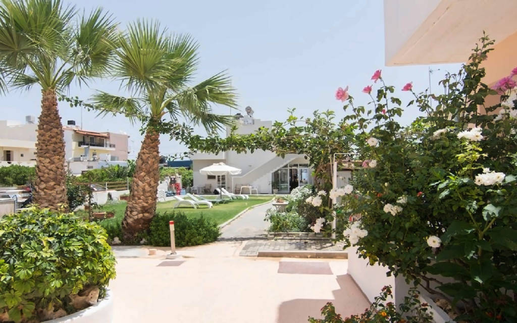 Sirena Beach Apartments