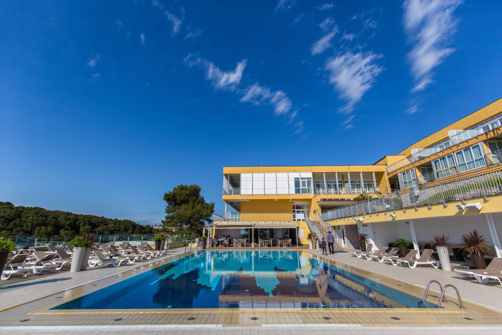 Golden Rocks Resort Horizont & Splendid