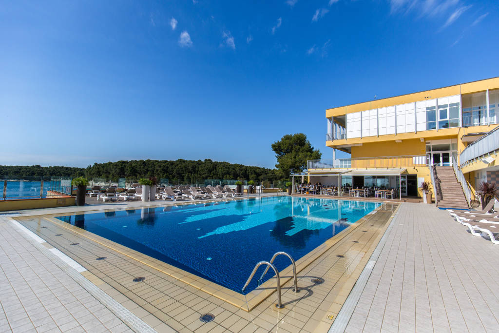 Golden Rocks Resort Horizont & Splendid