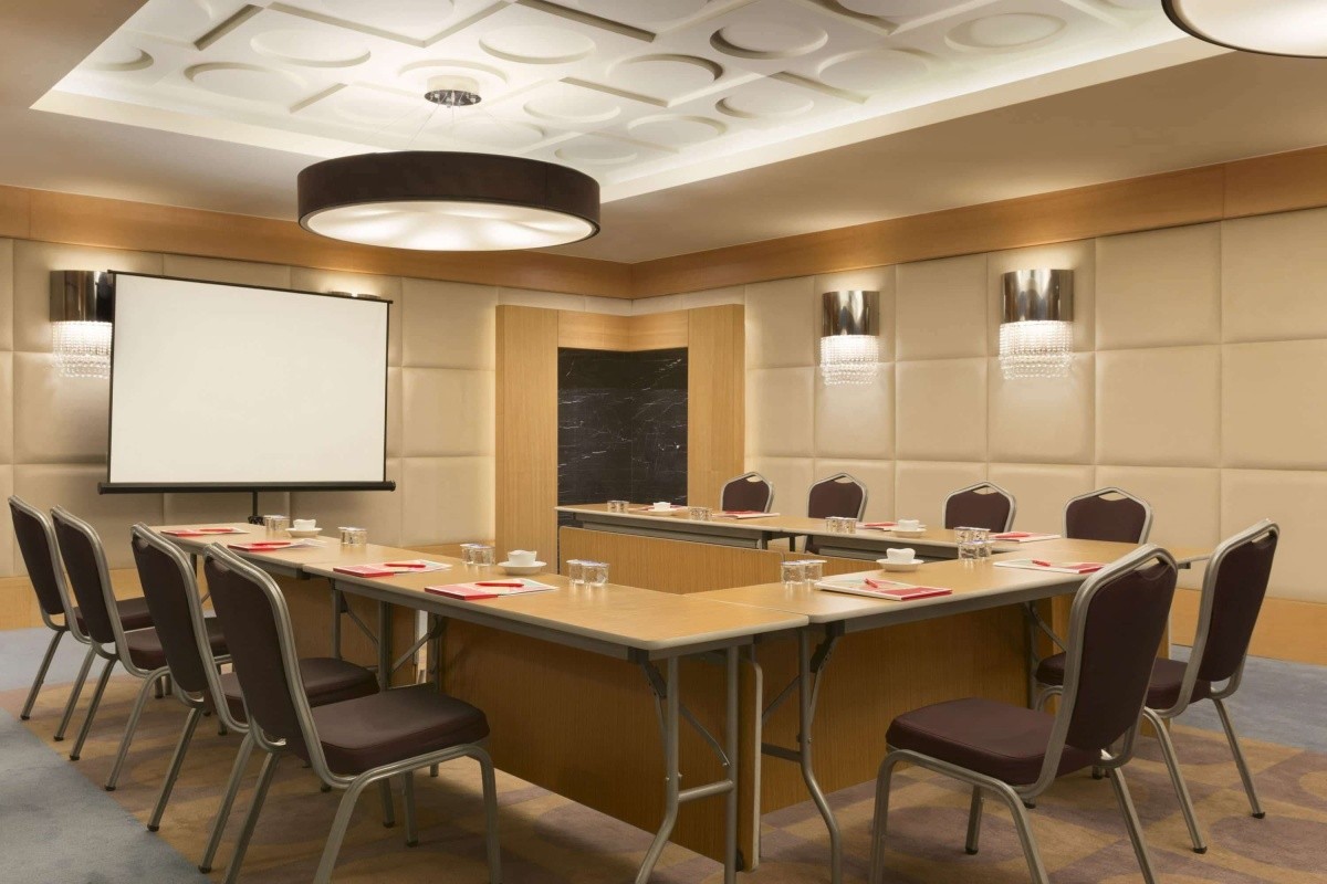 Ramada Plaza Hotel
