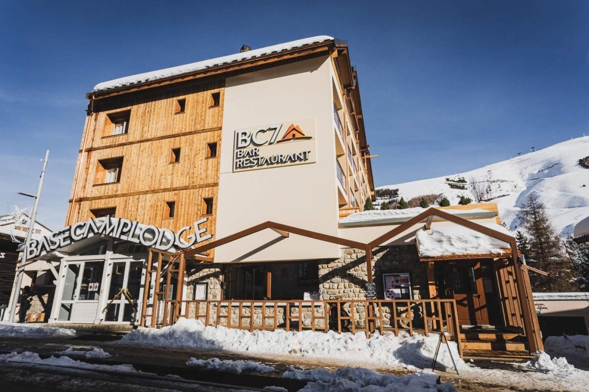 Base Camp Lodge