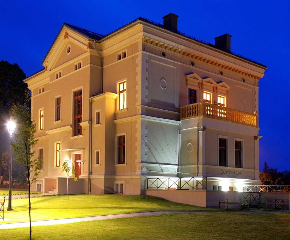 Cottonina Villa & Mineral Spa Resort