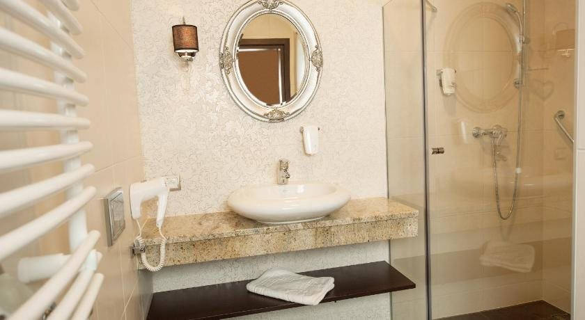 Cottonina Villa & Mineral Spa Resort
