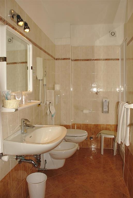 6denní zájezd (denní přejezd) s dopravou, polopenzí a skipasem v ceně – hotel Nevada