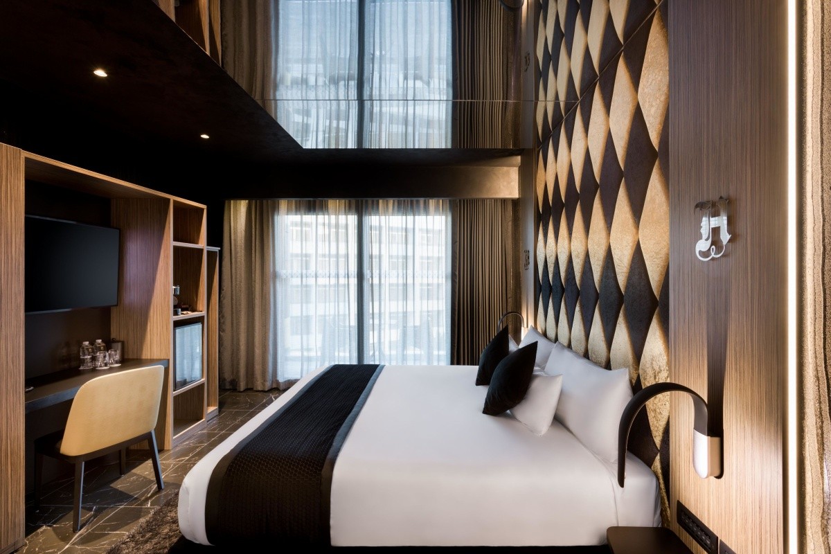 H Hotel - Adults Only