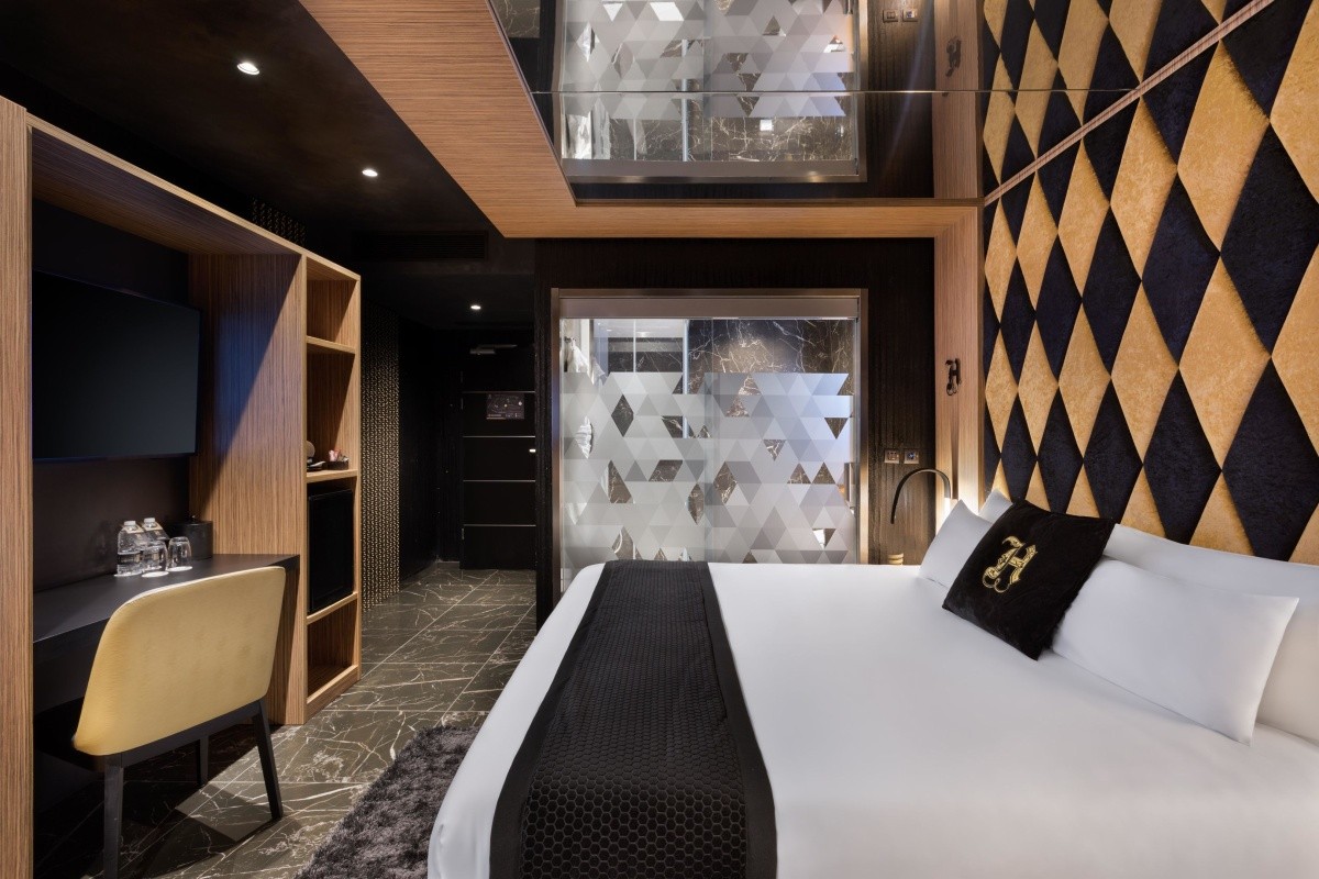 H Hotel - Adults Only