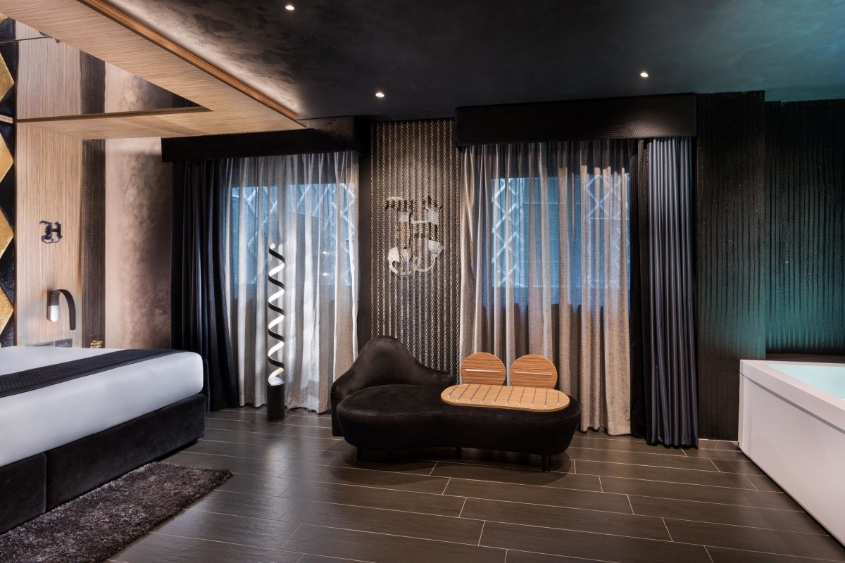 H Hotel - Adults Only