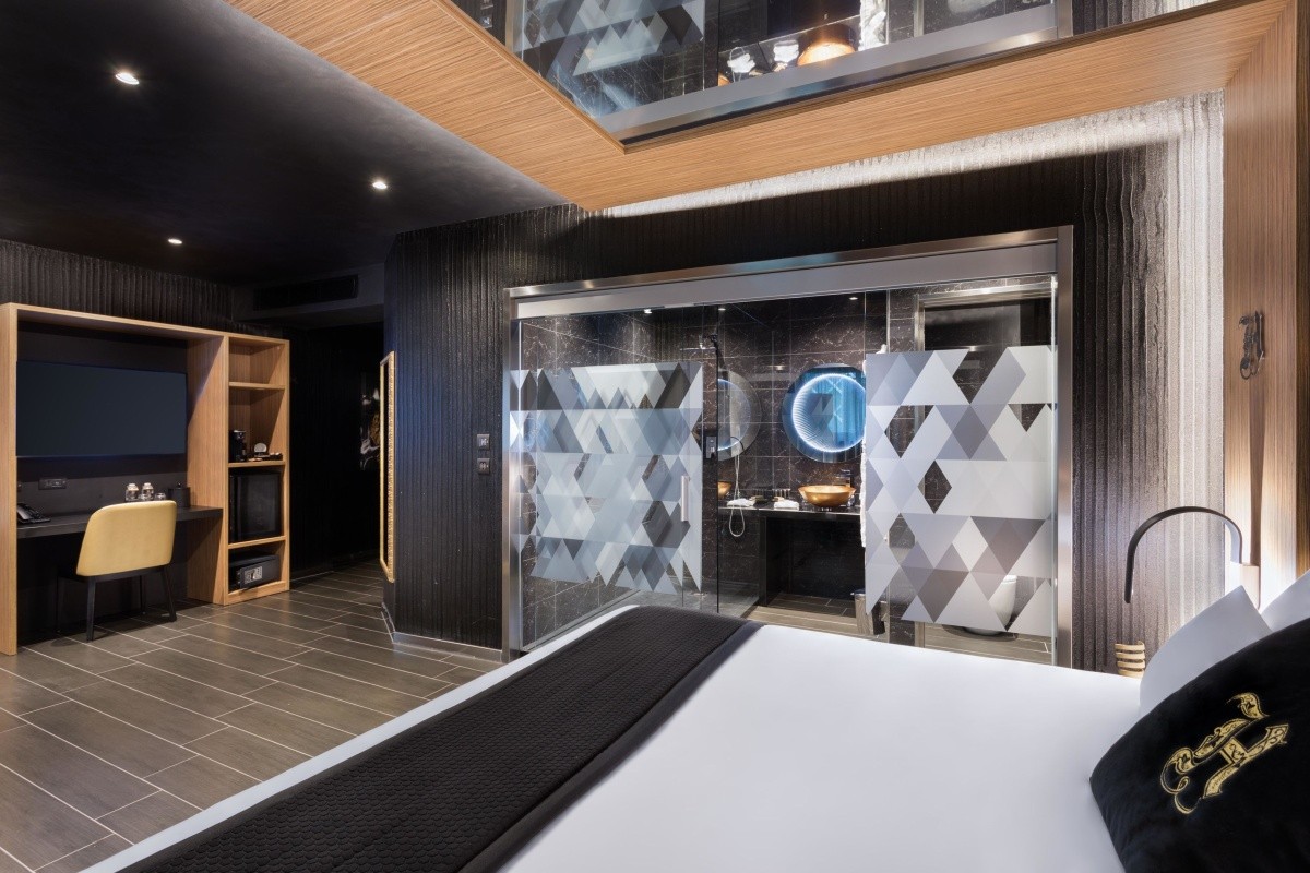 H Hotel - Adults Only