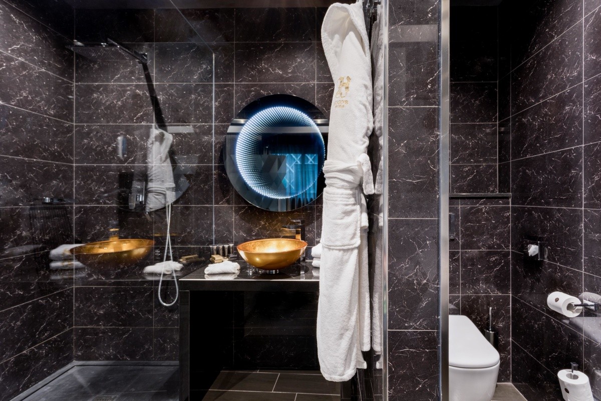 H Hotel - Adults Only