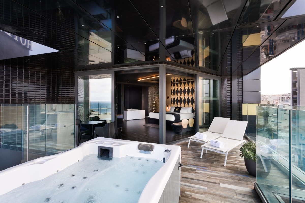 H Hotel - Adults Only