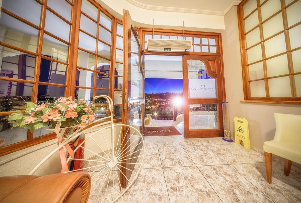 Zante Palace