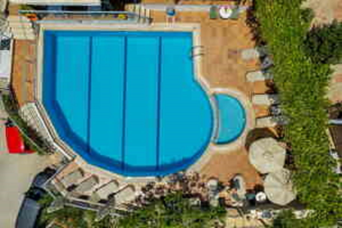 Ariadne Apartments