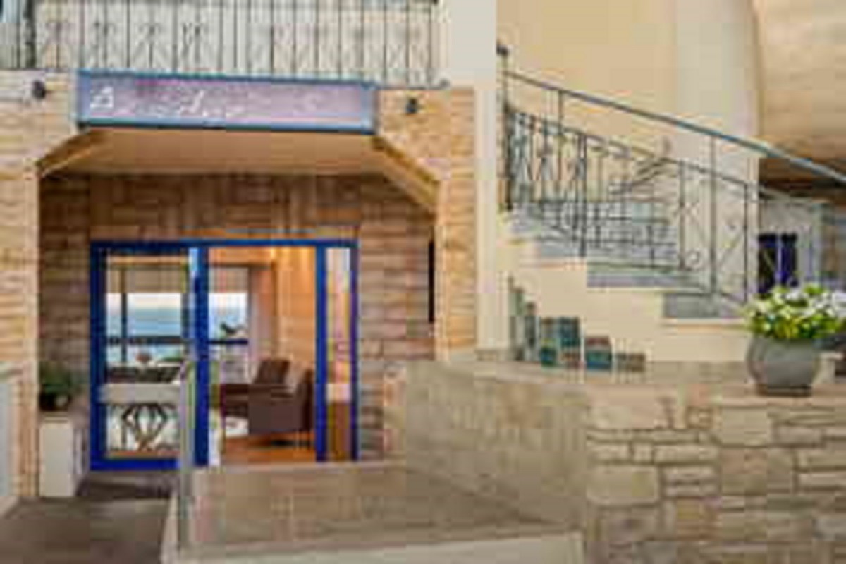 Ariadne Apartments