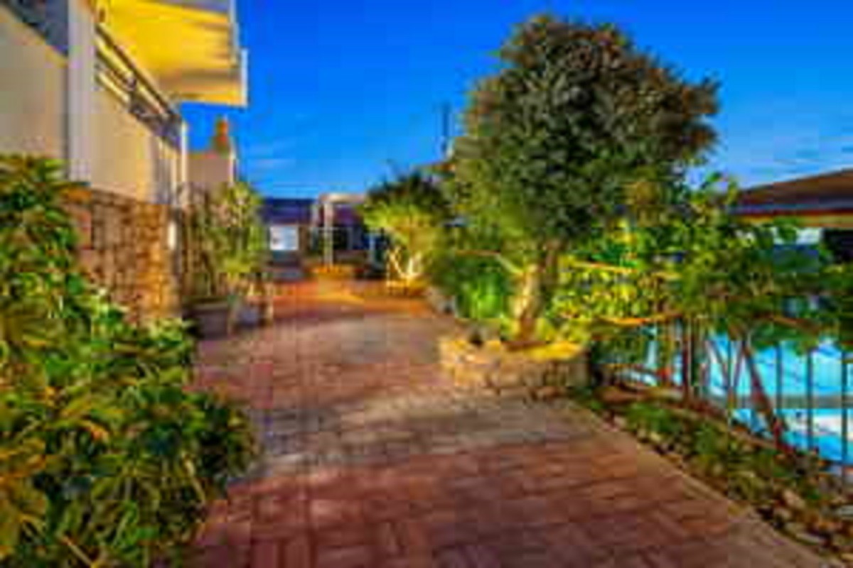 Ariadne Apartments
