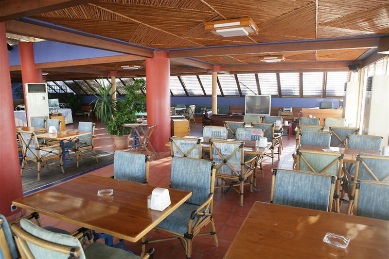 Riviera Hotel