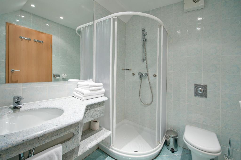 Ramada Hotel & Suites