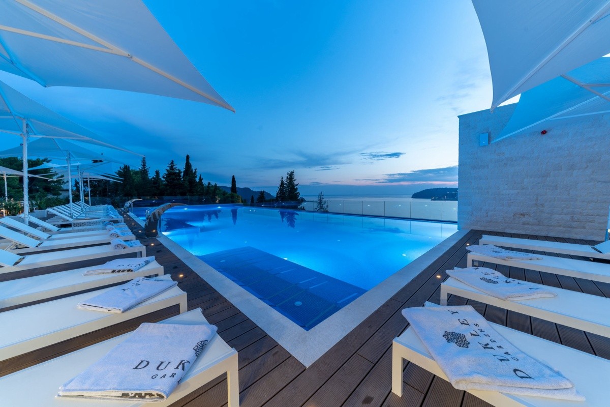 Hotel Infinity By Dukley