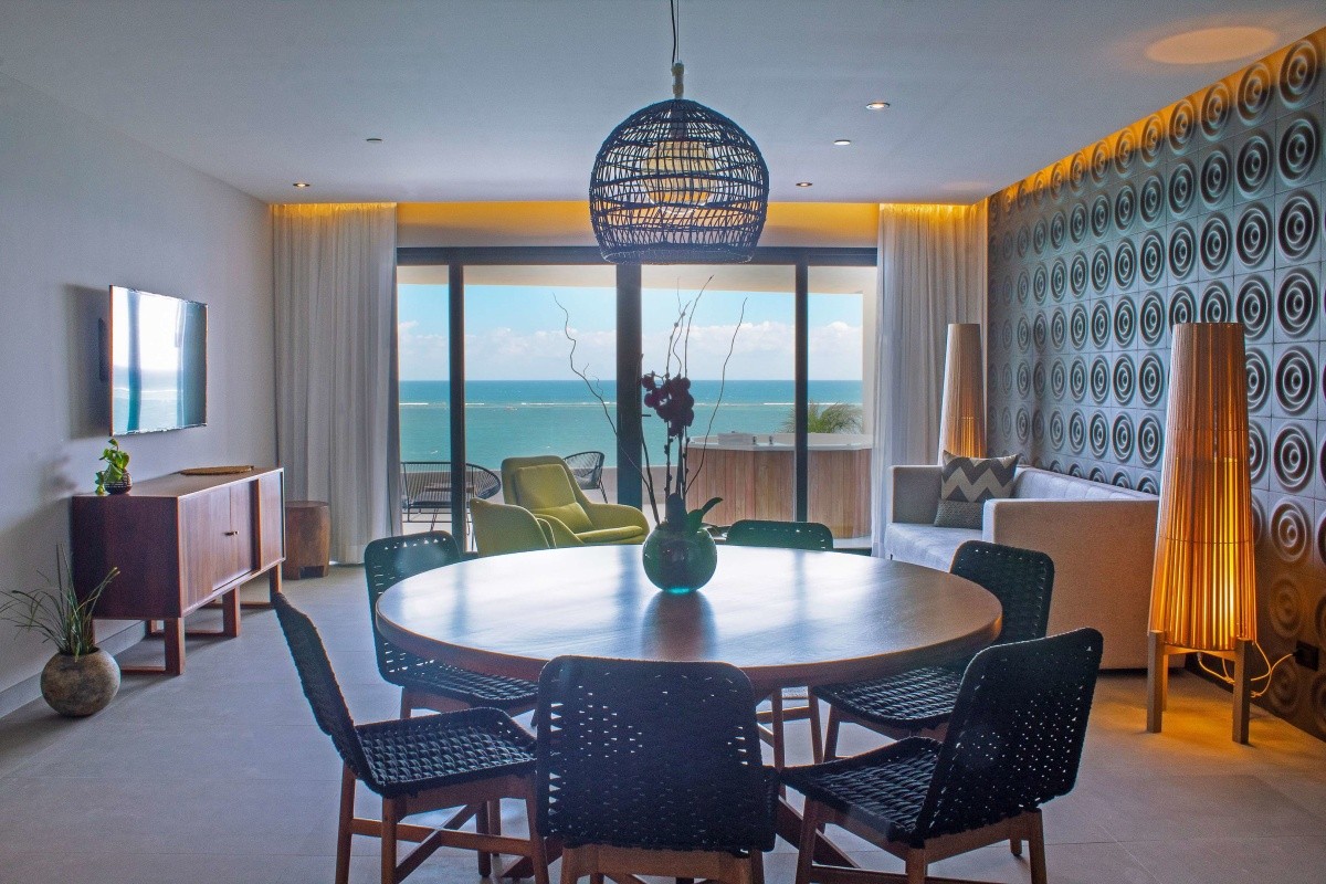 Residences At The Fives Oceanfront (Puerto Morelos)
