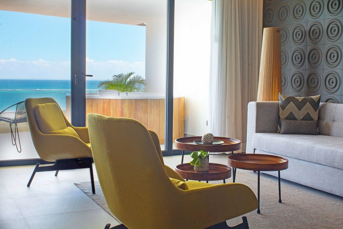 Residences At The Fives Oceanfront (Puerto Morelos)