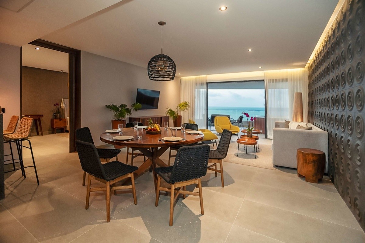 Residences At The Fives Oceanfront (Puerto Morelos)