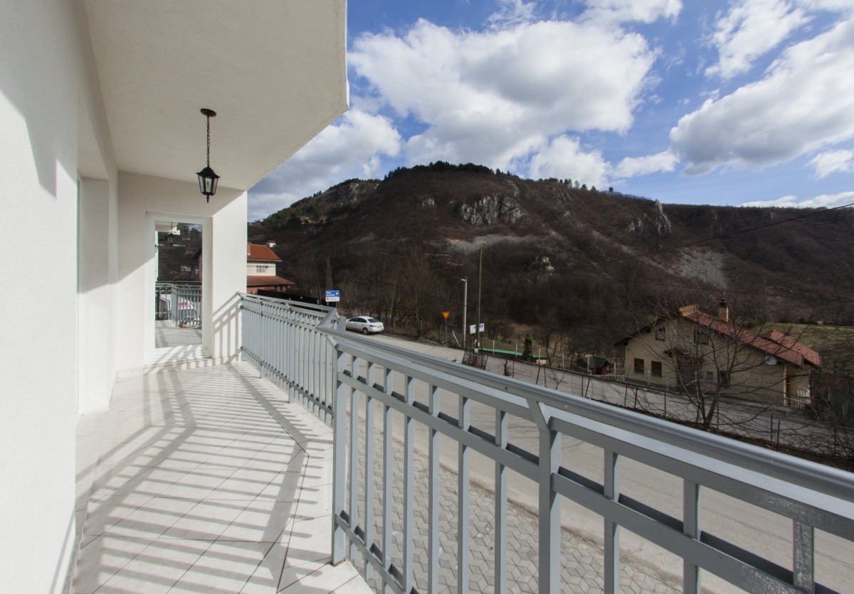 Hayat Hills (Sarajevo)