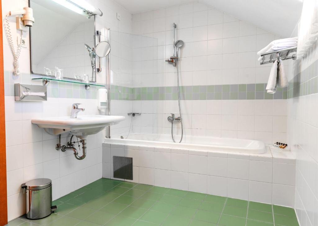 Hotel Kranjska Gora (léto)